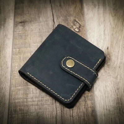 Glory Snap Bifold Wallet -Black Bull Sheath Leather

