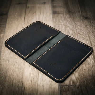 mens leather wallet in black
