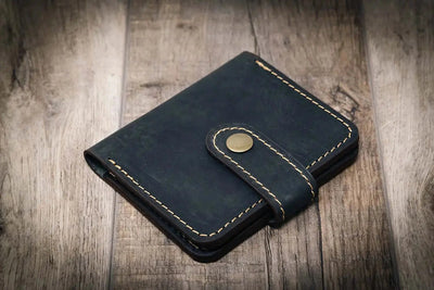 Victory Ladies Minimalist Wallet - Black Bull Sheath Leather