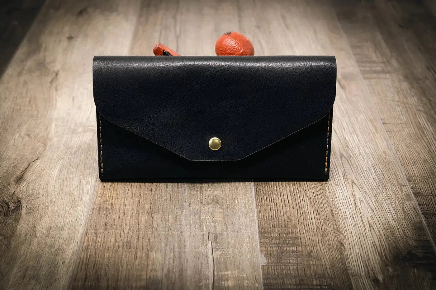 Badge Clutch Wallet - Black Bull Sheath Leather
