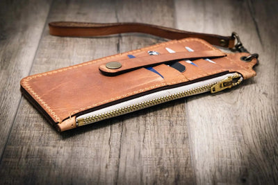 Aledo Zip Wallet - Saddle Tan Bull Sheath Leather