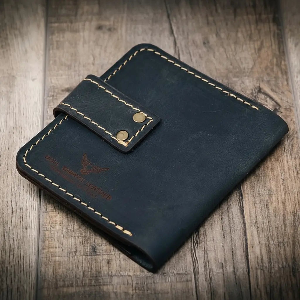 Victory Ladies Minimalist Wallet - Black