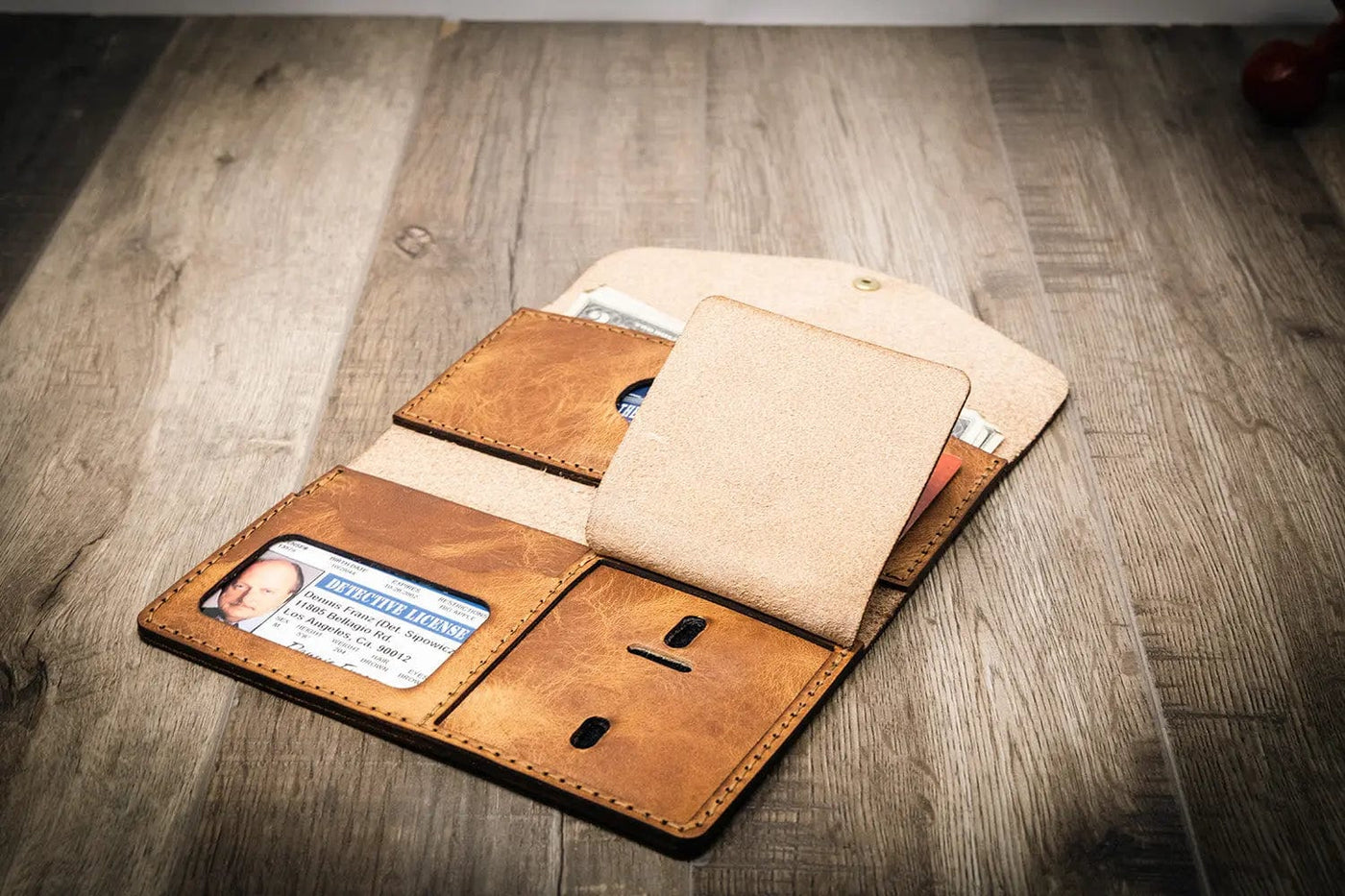 Badge Clutch Wallet - Saddle Tan Bull Sheath Leather
