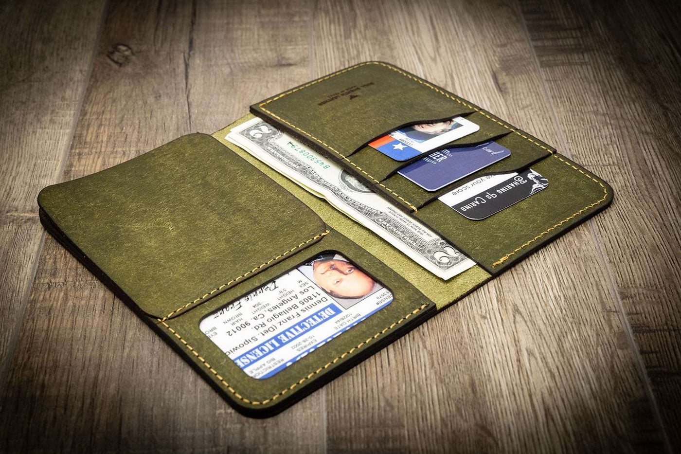 The best badge long wallet