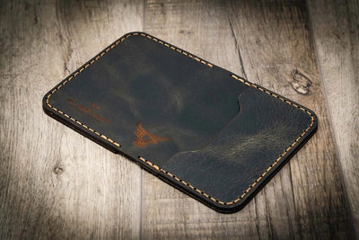 The Georgetown Minimalist Wallet in Slate Grey Bull Sheath Leather