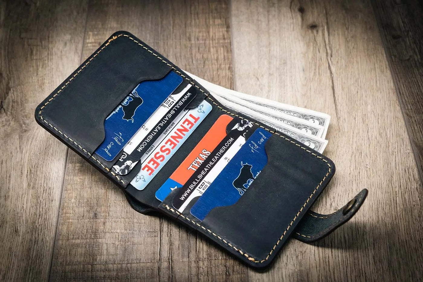 Glory Snap Bifold Wallet -Black Bull Sheath Leather