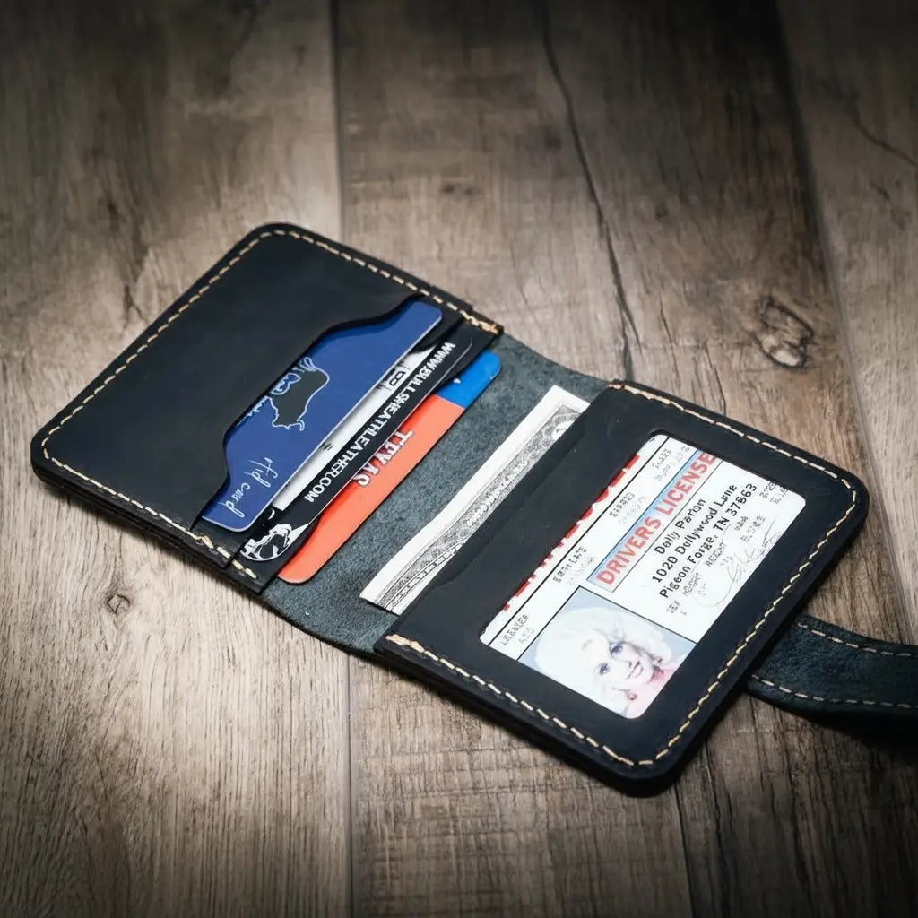 Victory Ladies Minimalist Wallet - Black Bull Sheath Leather