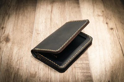 Federal Badge Wallet Small - Black Bull Sheath Leather