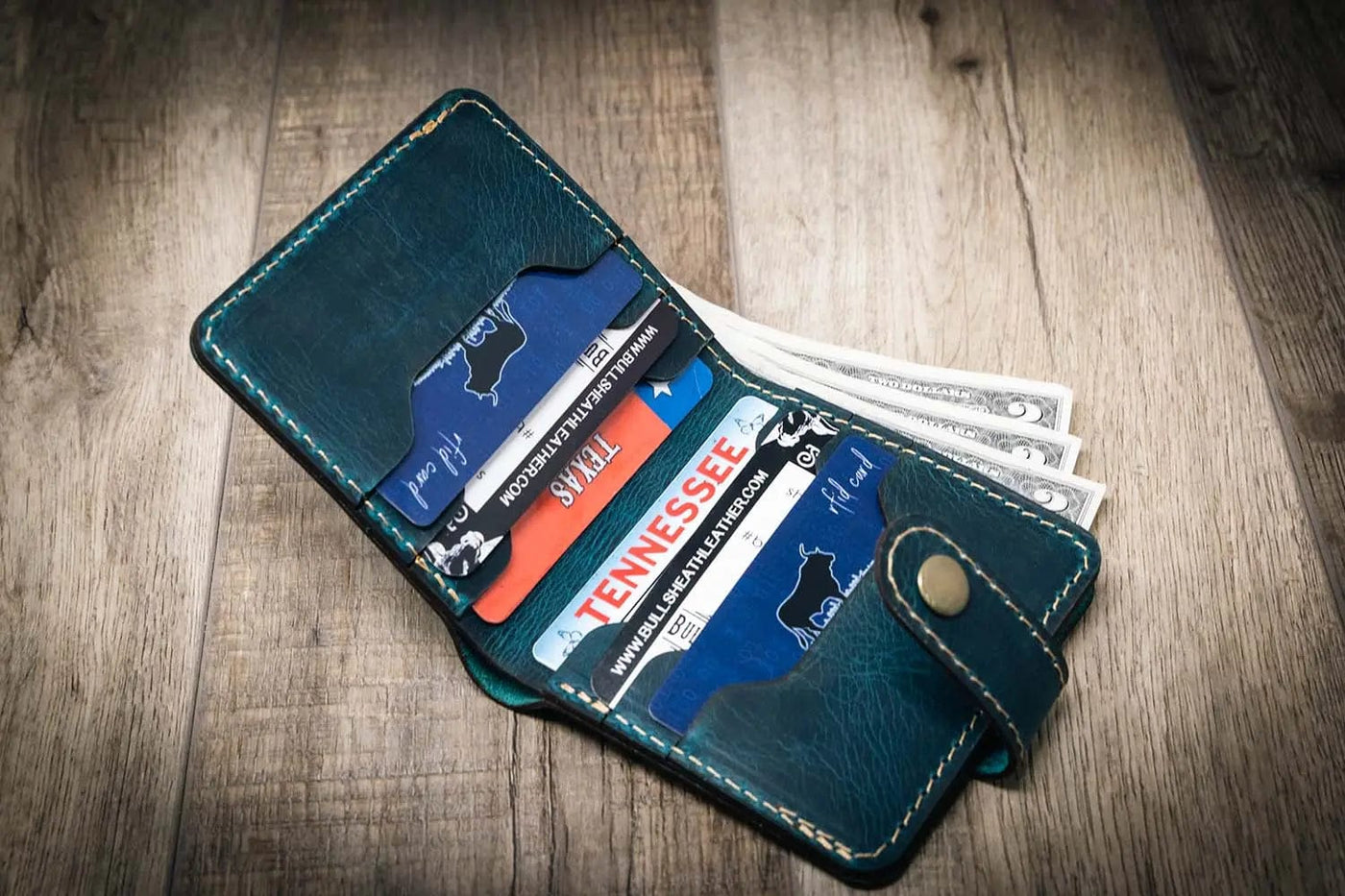 Glory Snap Bifold Wallet -Aqua Bull Sheath Leather