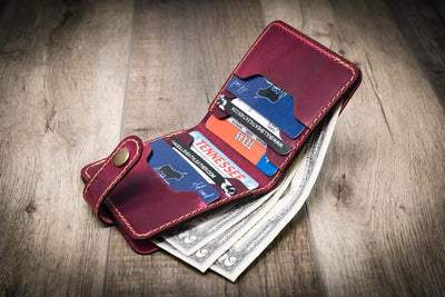 Glory Snap Bifold Wallet - Pink Bull Sheath Leather