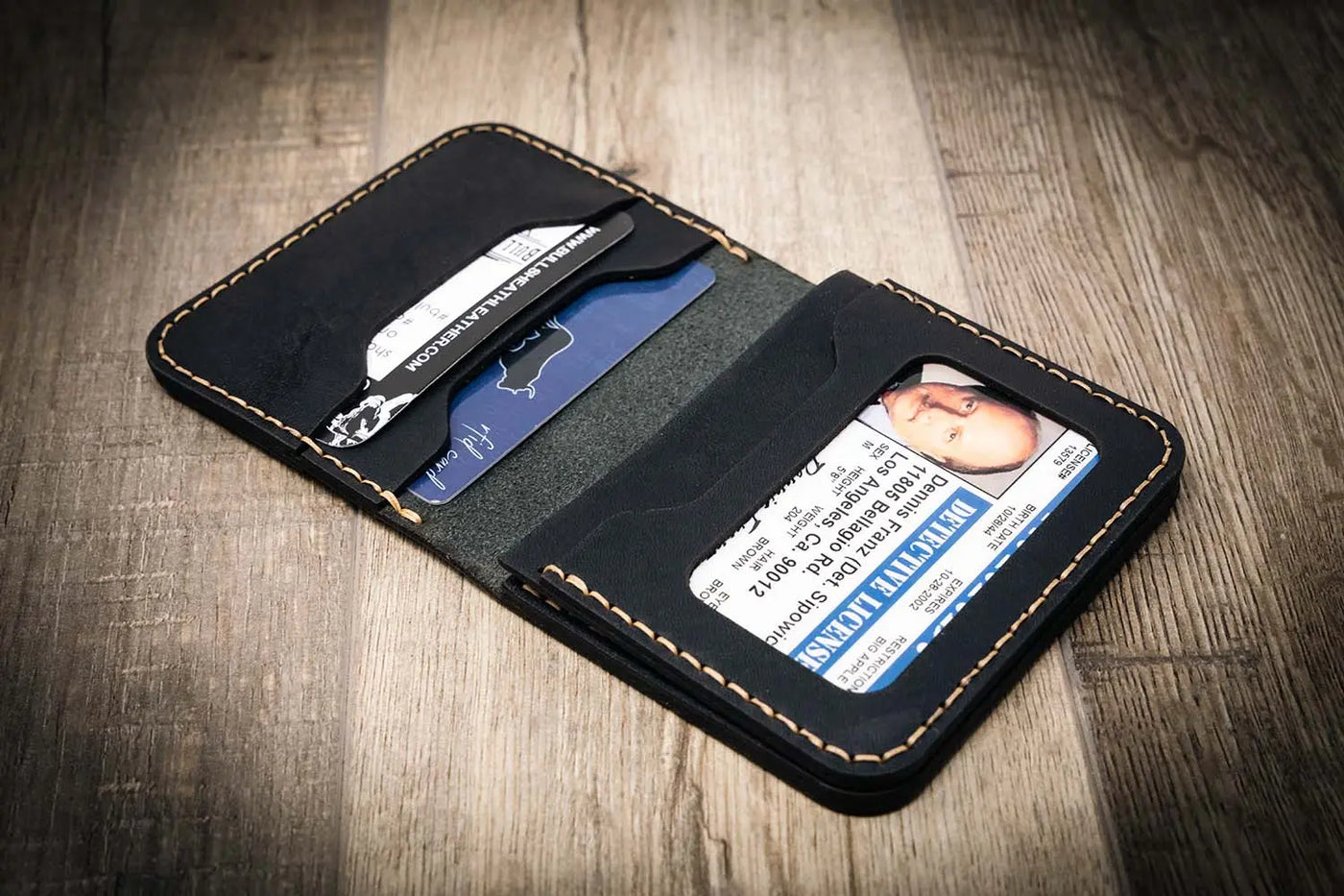 Minimalist Badge Wallet Bull Sheath Leather