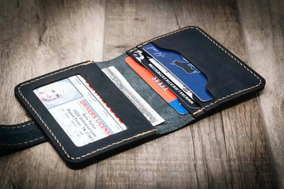 Victory Ladies Minimalist Wallet - Black Bull Sheath Leather
