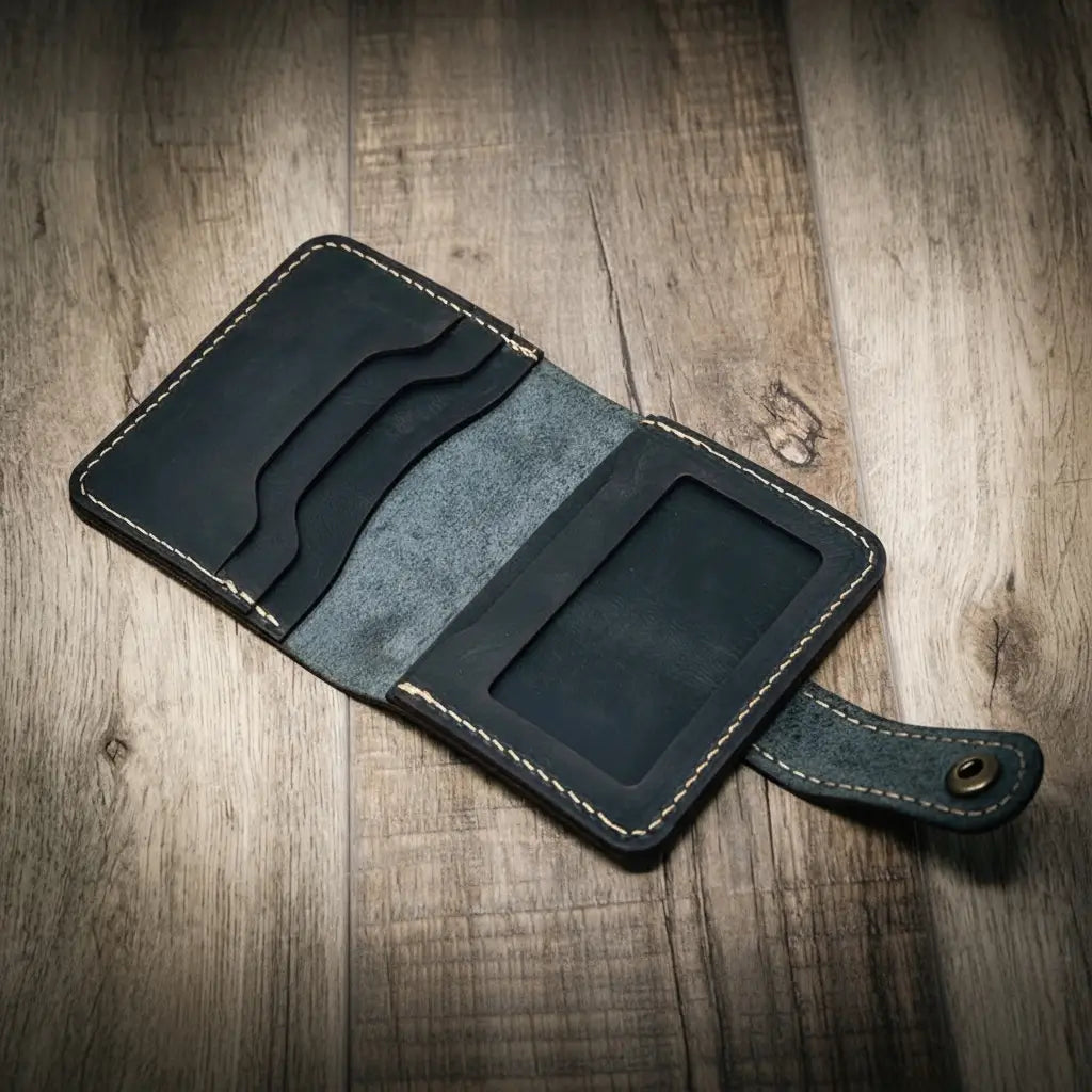 Victory Ladies Minimalist Wallet - Black