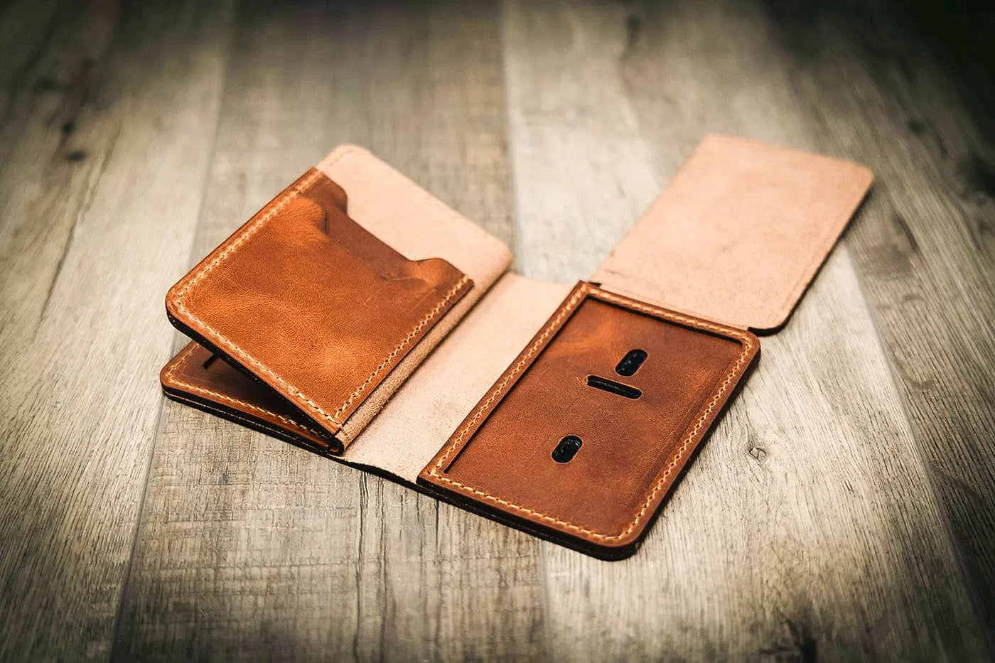 Federal Badge Wallet Small - Chestnut Bull Sheath Leather