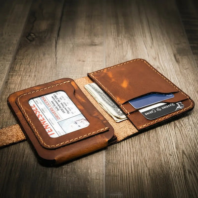 Badge Vertical Wallet - Chestnut