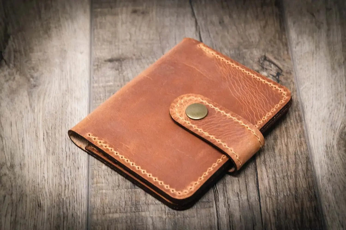 Victory Ladies Minimalist Wallet - Walnut Bull Sheath Leather