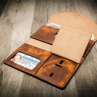 Badge Clutch Wallet - Chestnut Bull Sheath Leather

