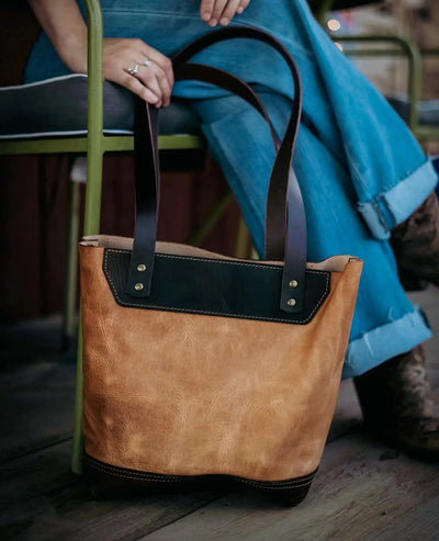 The Naomi Leather Tote Bag - Saddle Tan Bull Sheath Leather