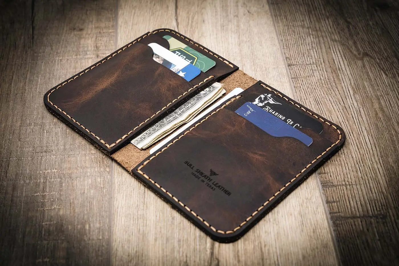 Vertical Minimalist Wallet - Walnut 